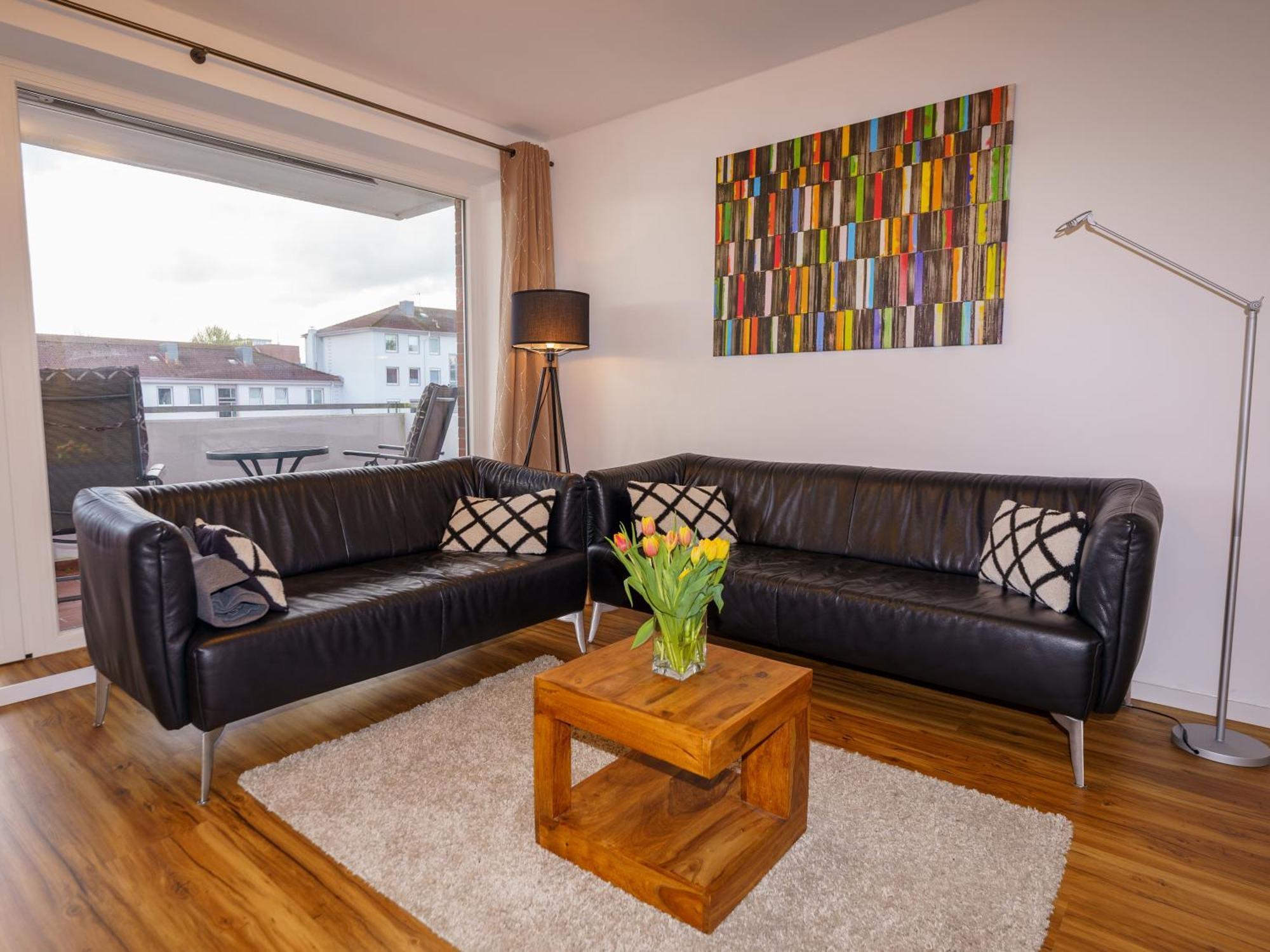 200 Apartment Mit Carport, Aufzug Und Balkon ヴィルヘルムスハーフェン エクステリア 写真